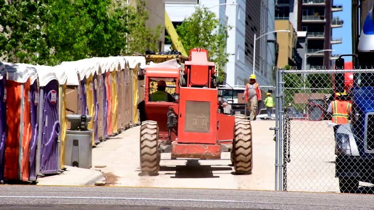 Best Portable Restroom Maintenance and Cleaning  in Warren Park, IN